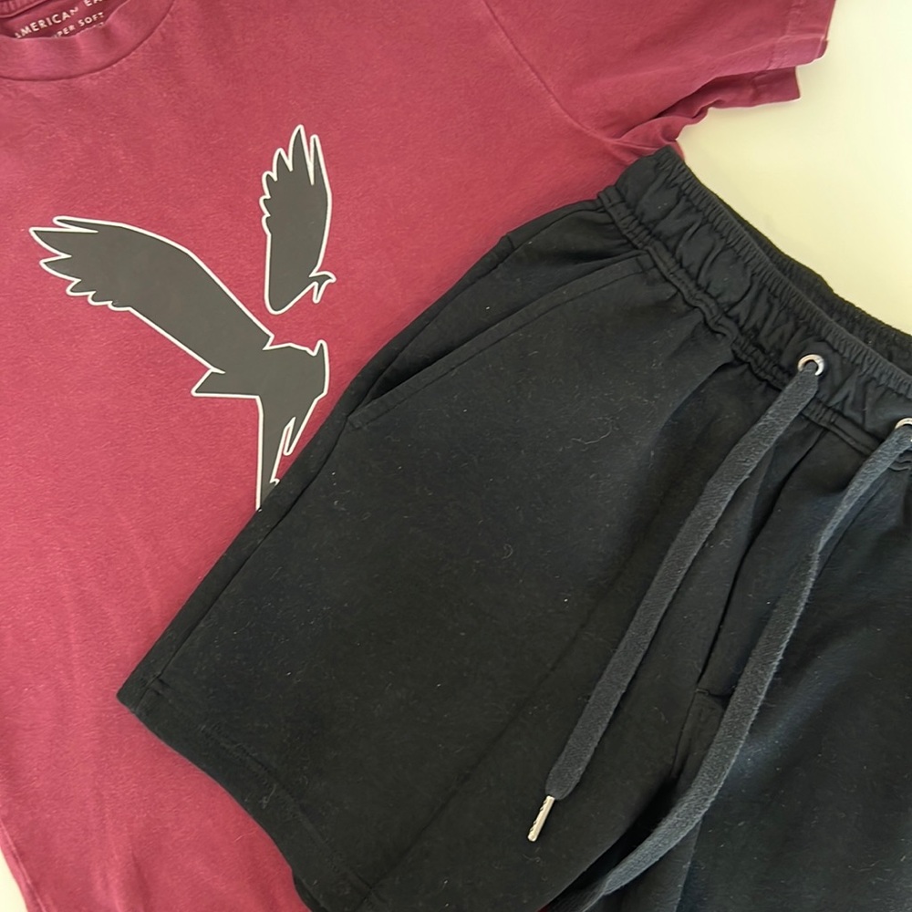 American Eagle Super Soft T w/ AE Shorts VGUC Set